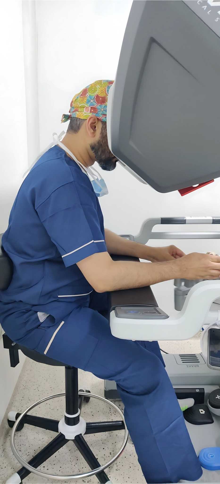 IMAGE Doctor Using Equipment